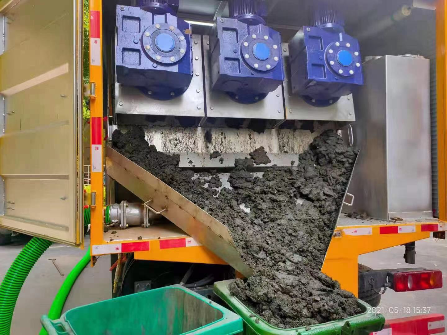 路南化粪池清掏城市维护站-泥浆净化干湿分离处理